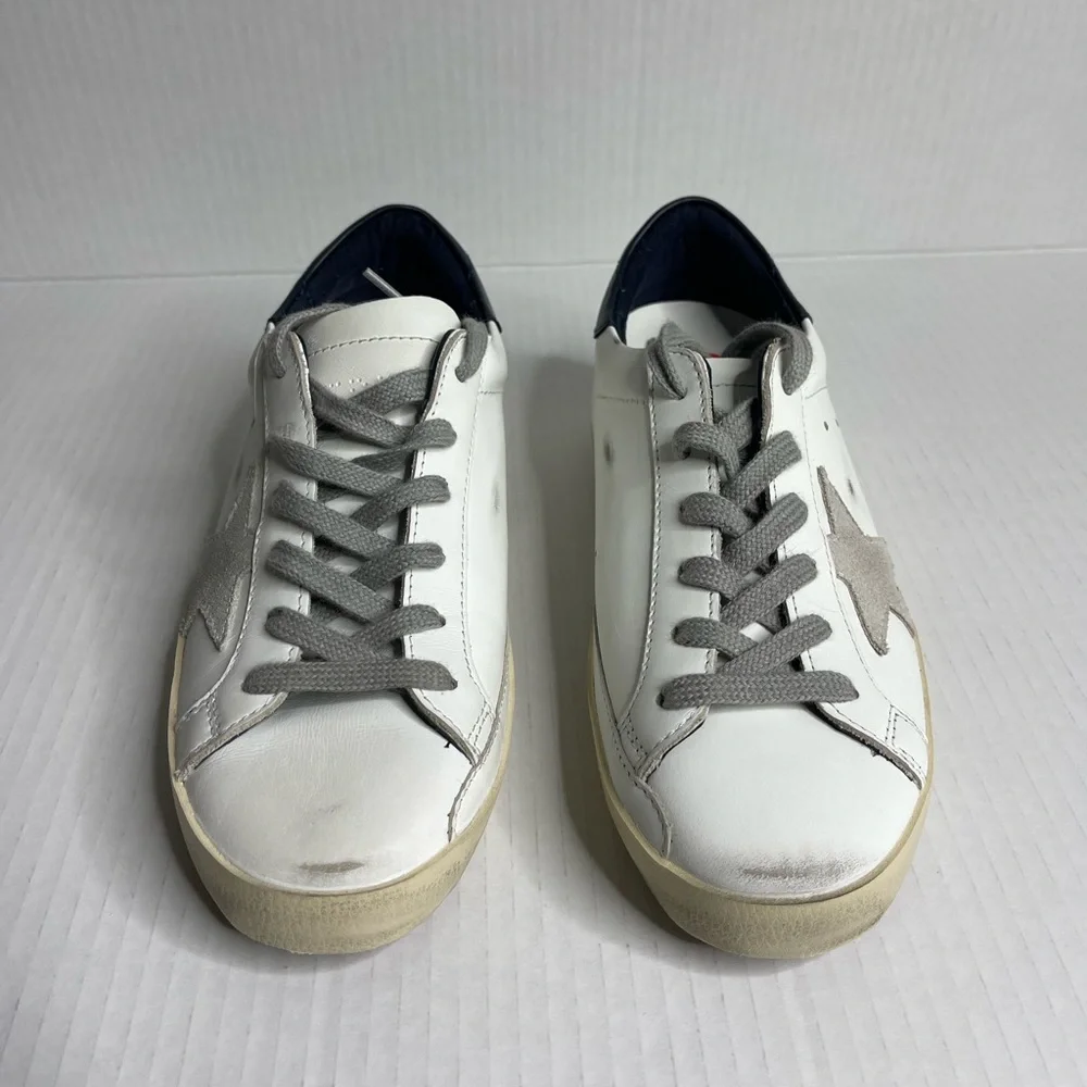 NEW GOLDEN GOOSE Superstar White WIth Navy pull tabs Gray Suede stars Size 6 - Picture 2 of 9